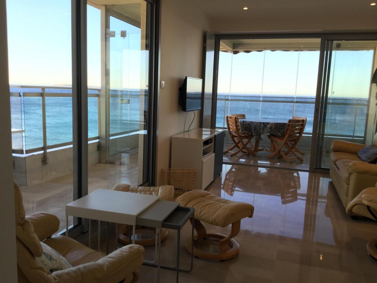 Bord De Mer - Cannes La Bocca Exterior foto
